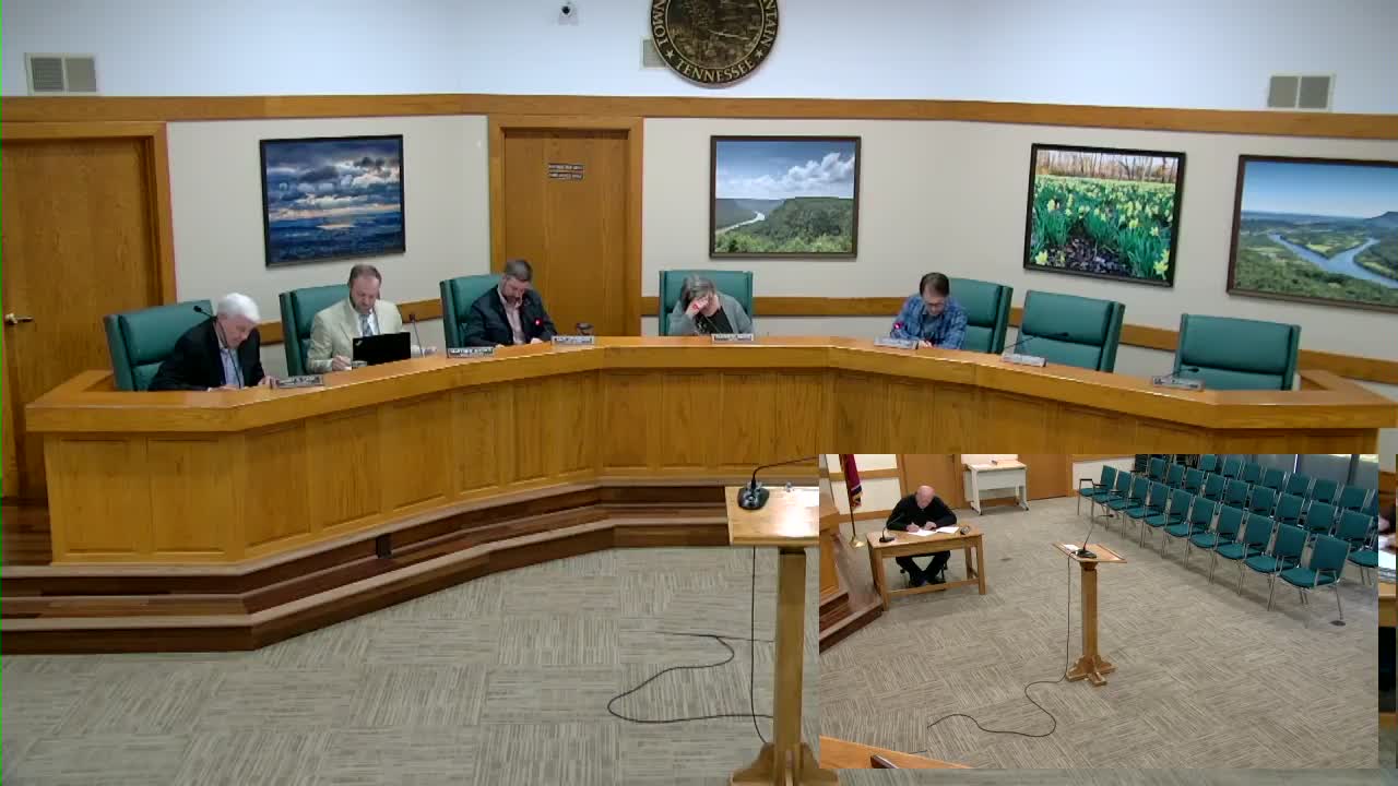 Signal Mountain Town Council Approves Dual Resolutions for Infrastructure Projects