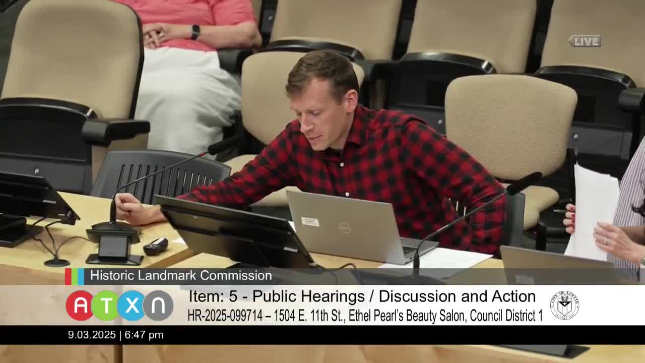 Austin Approves Historic Landmark Renovation Plans to Remove Vinyl Siding