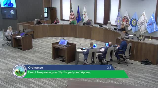 Council approves city no-trespass ordinance for city-owned property