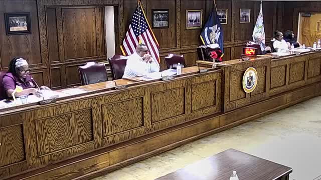 Opelousas council discusses rainy-day fund, employee pay and car-allowance changes ahead of budget vote