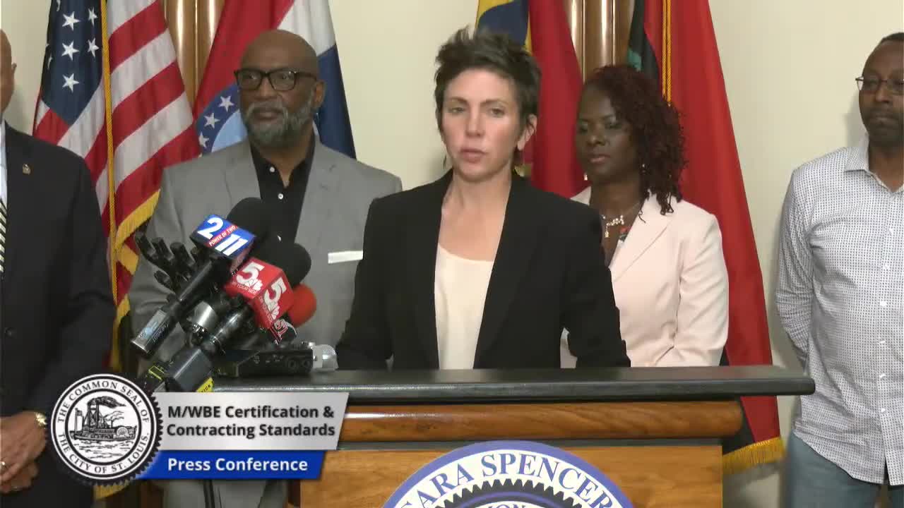 Mayor Spencer signs executive order to reinstate discrimination remedy program in St. Louis