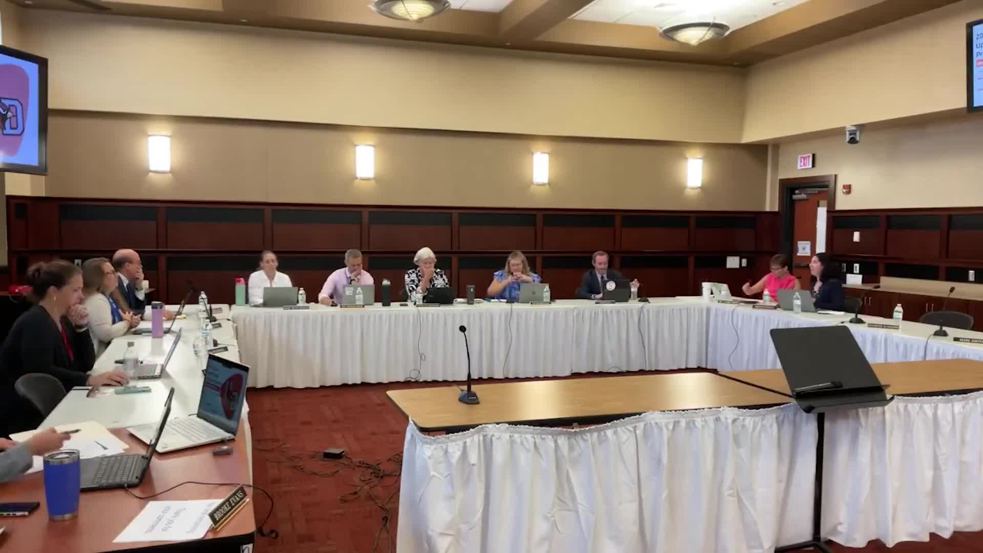 Upper Dublin drafts new elementary progress reports; committee OKs request to pilot new ELA materials