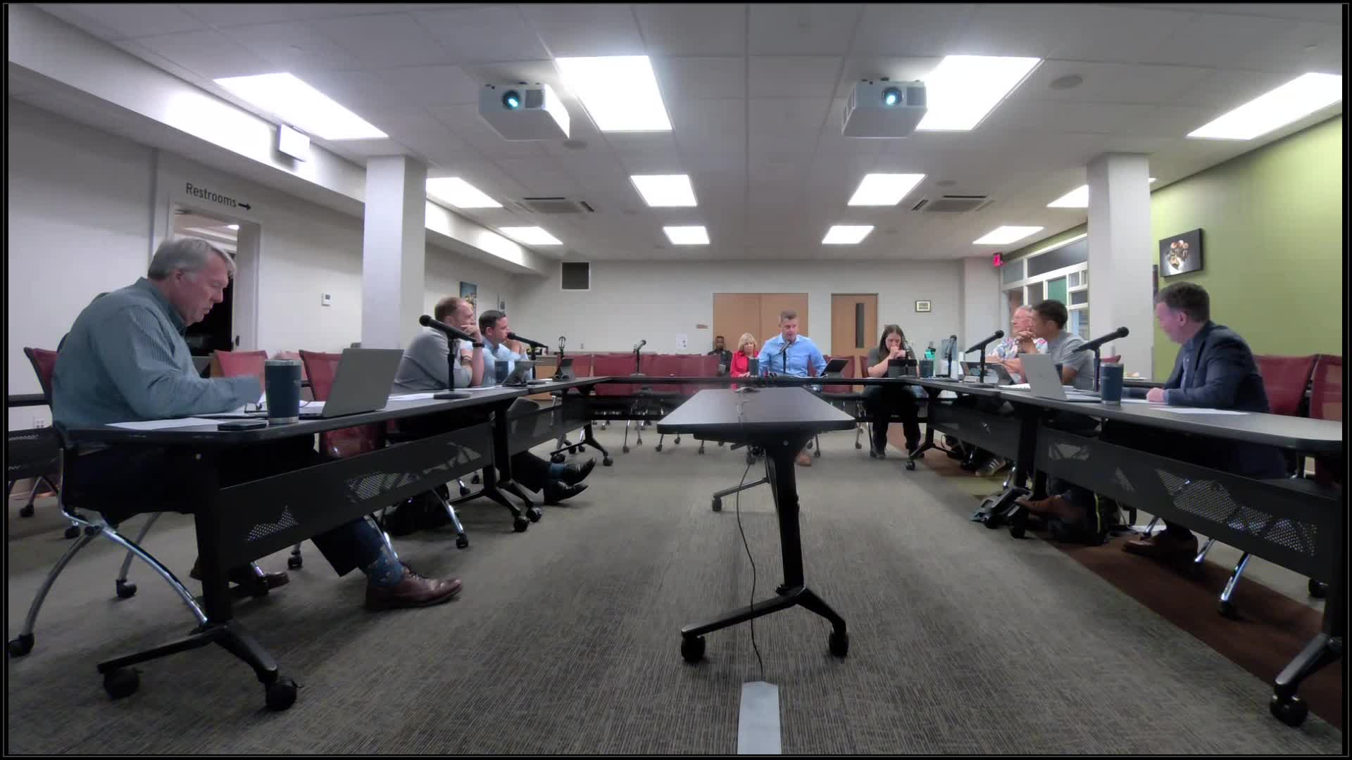 Council debates Urban Trails Committee scope and asks staff to draft clarifying guidance