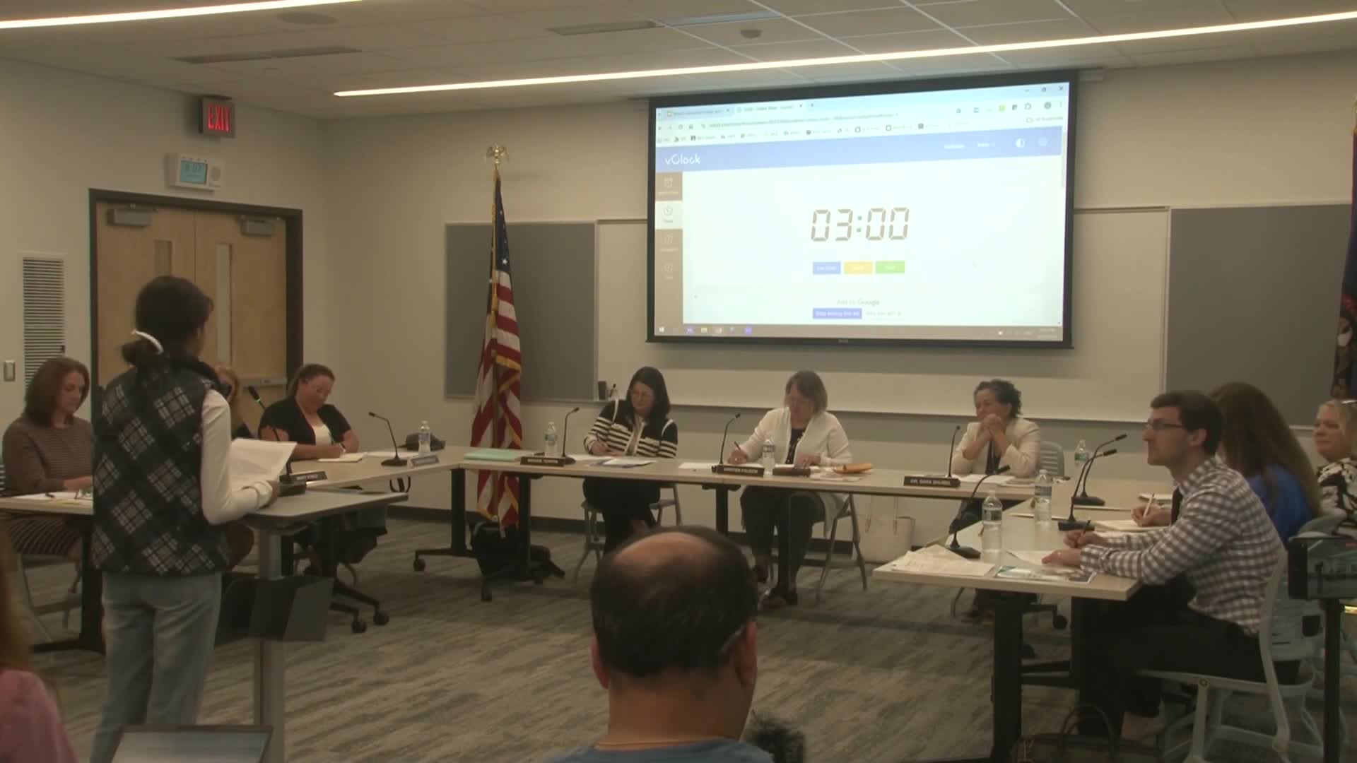 Forest Hills parents voice concerns over school safety and classroom sizes at board meeting