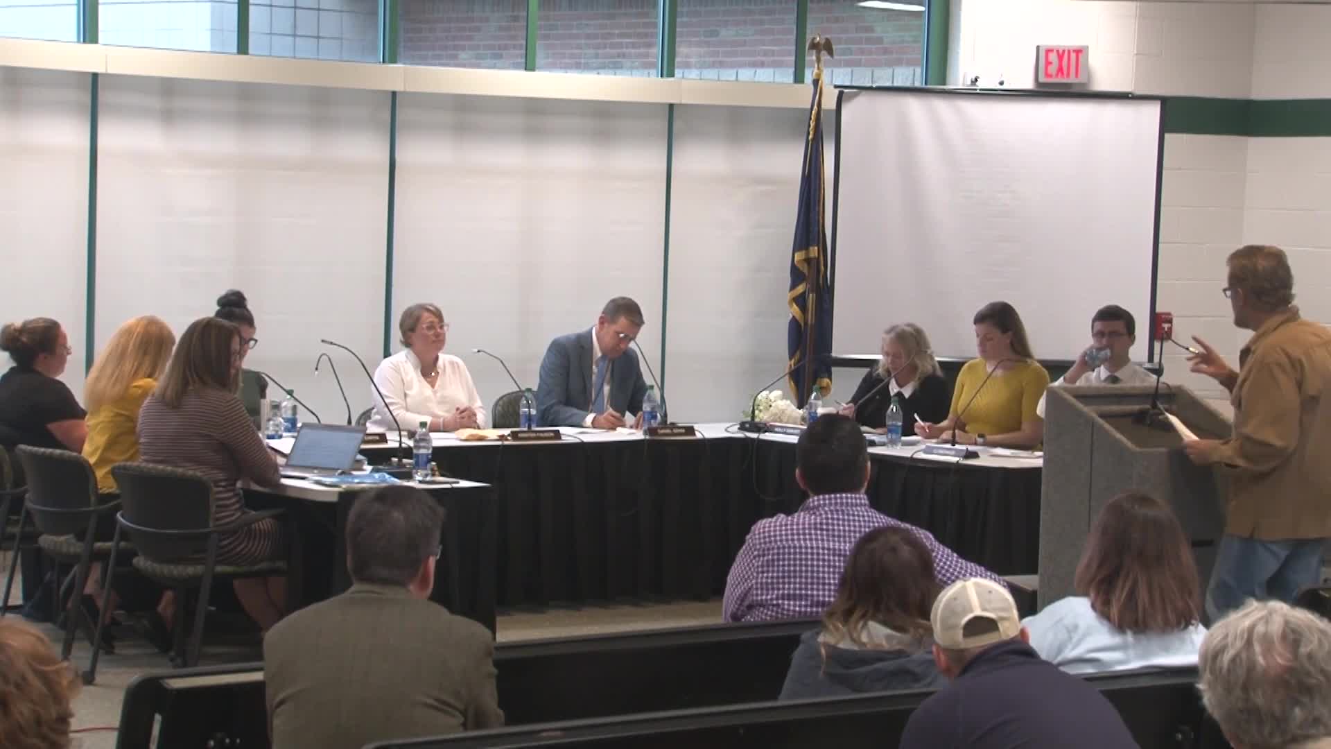 Critics Claim US Schools Are Major Factor in National Issues