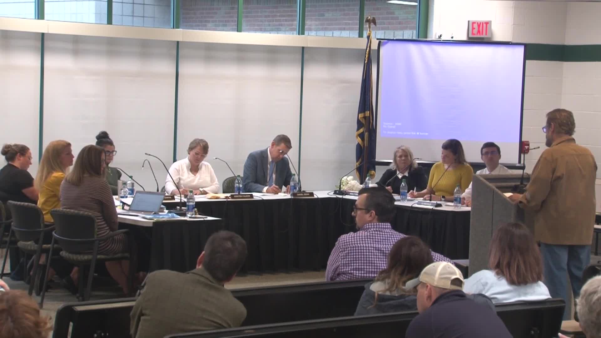 Community Voices Concerns Over Educational Standards and Staffing Issues at Forest Hills