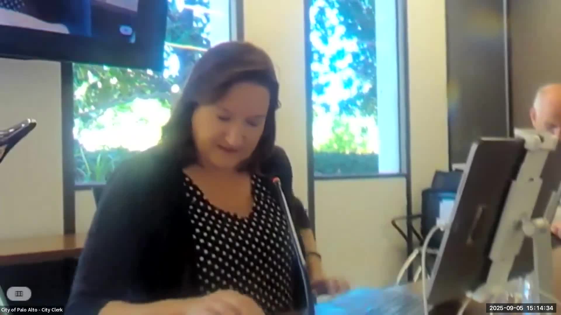 Palo Alto committee recommends emergency reach-code amendments including AC-to-heat-pump replacement rule