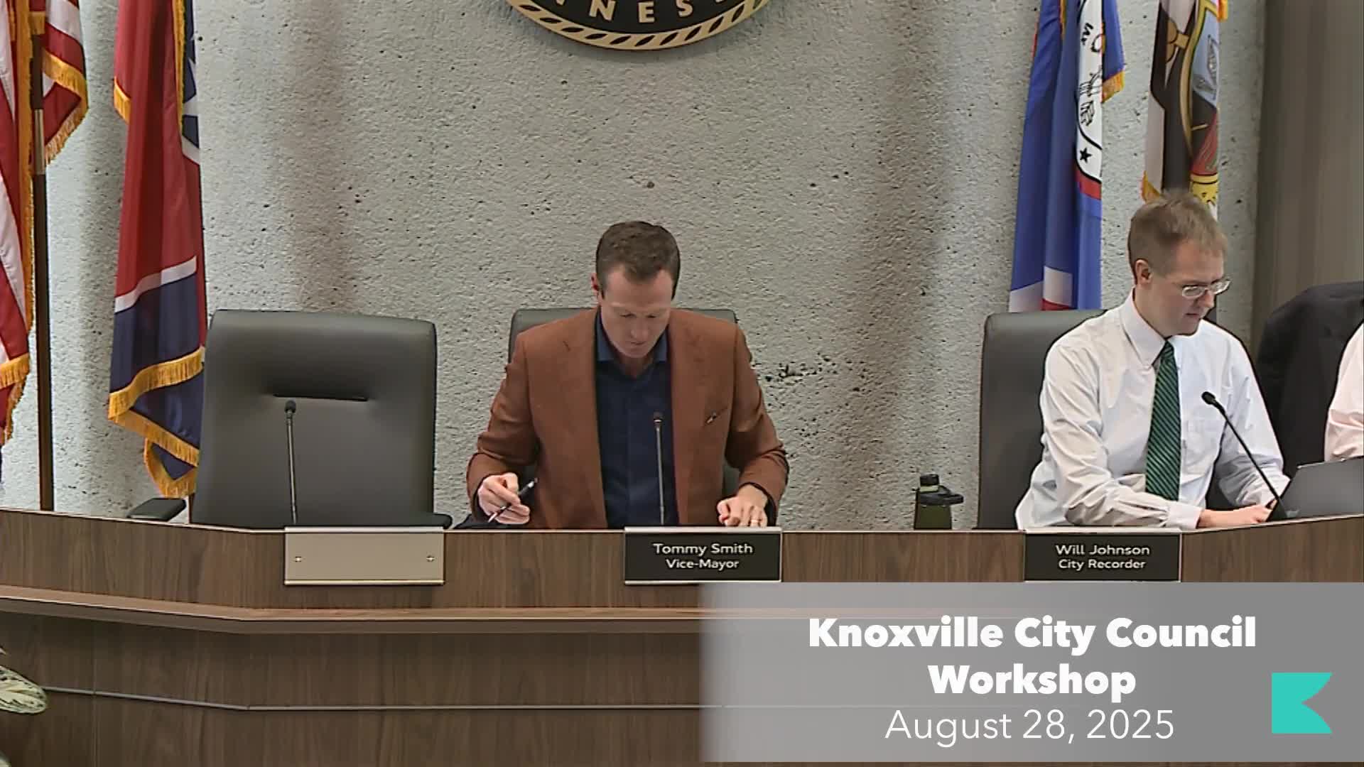 Knoxville City Council Recognizes Employee Contributions at Opening Session