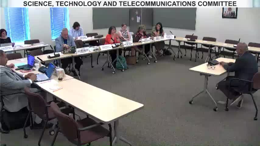 Discussion Highlights AI Decision-Making Challenges and Need for Transparency