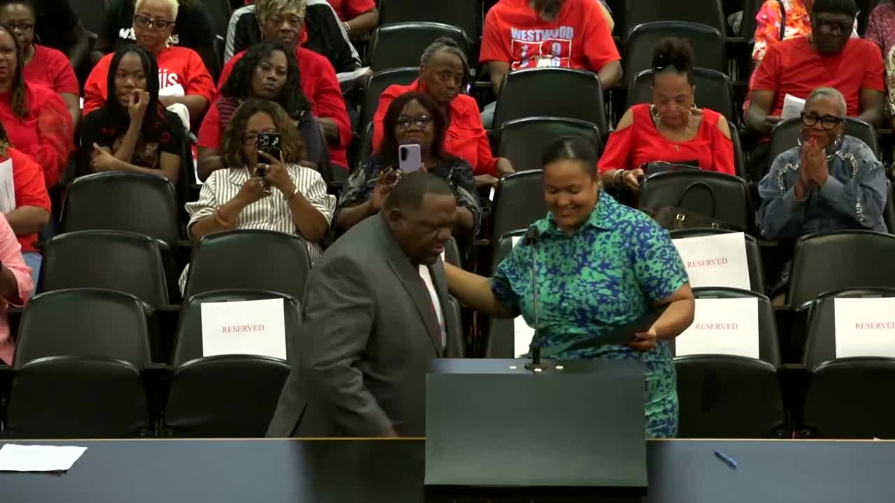 Commissioner Thornton Celebrates Community Pride in Orange Mound