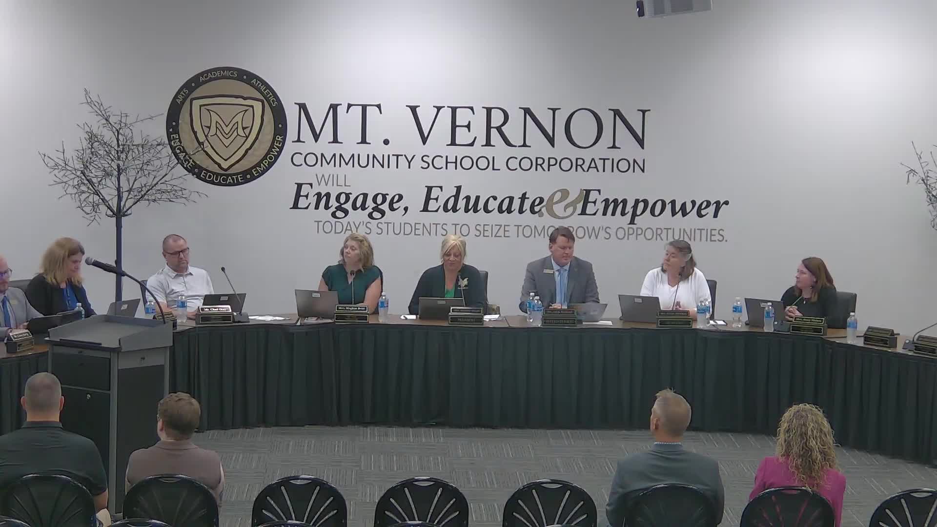 Mount Vernon Schools Welcome 34 New Teachers and Launch Career Center Expansion