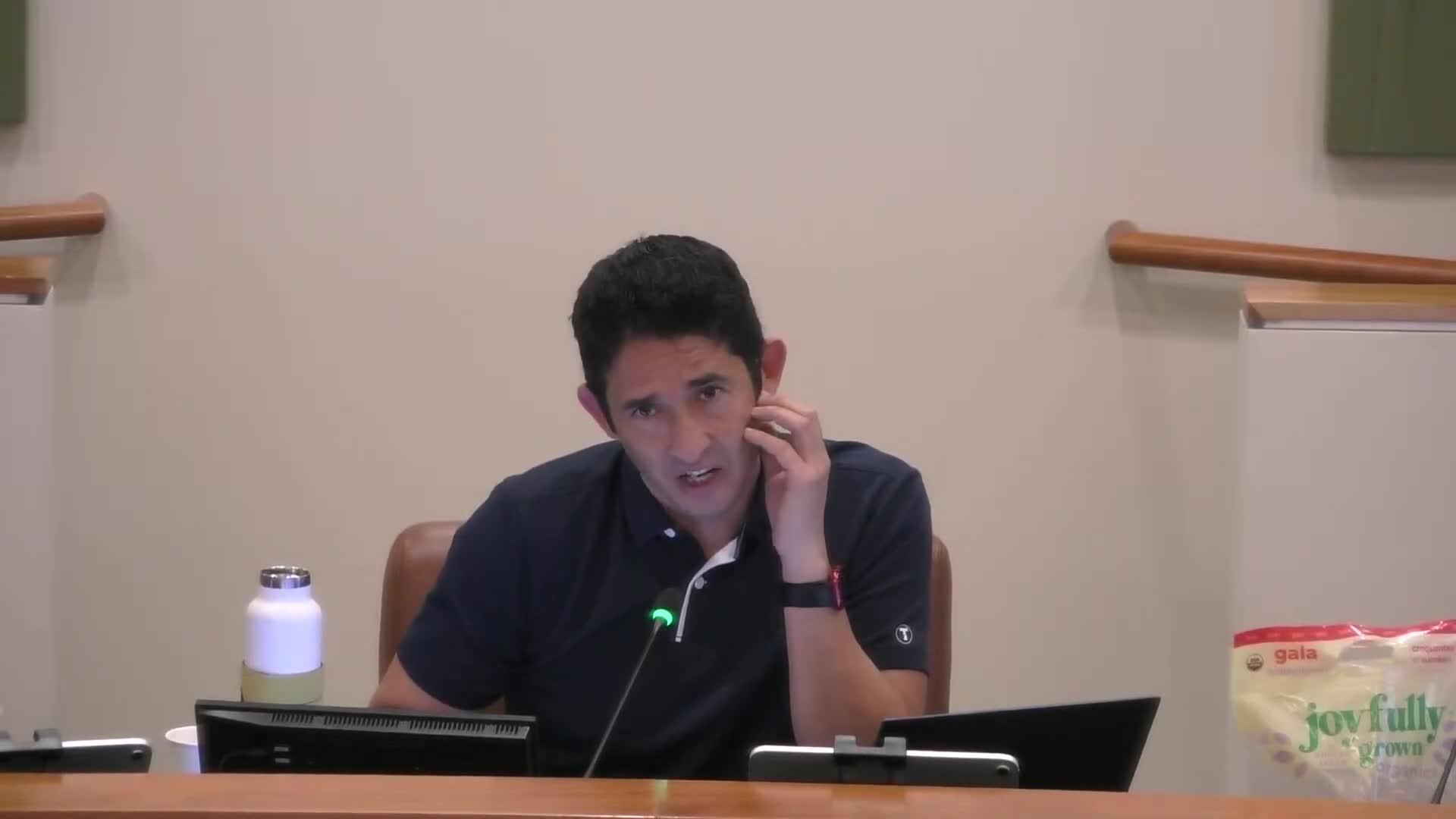 Council Discusses Frank's Pizza Potential Conversion to Used Car Lot