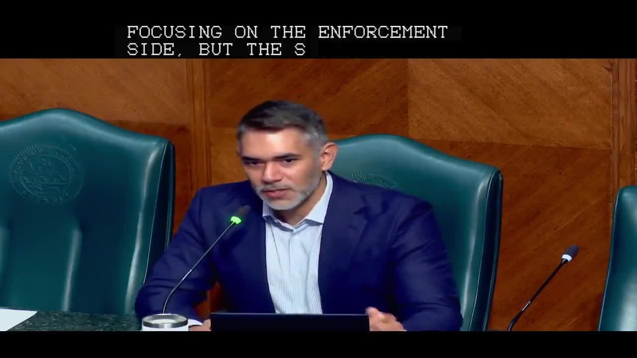 Metro PD Chief Receives Council Member's Support Amid Public Criticism