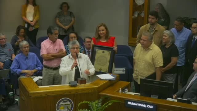 Silvina Frausto advocates for community connection at El Concilio's annual dinner event