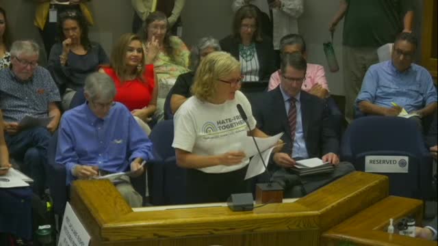 Davis Mother Criticizes Yolo Library Event Over Protester Intimidation