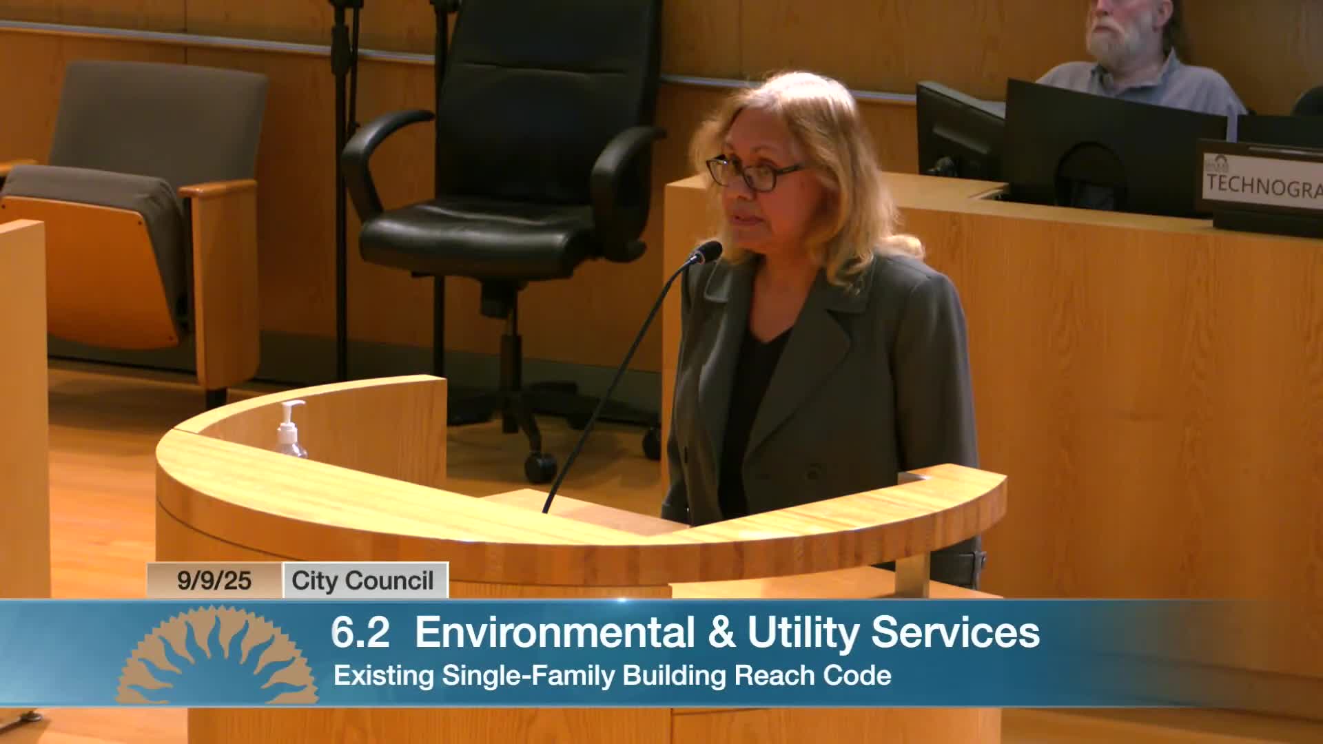 Linda Hutchins Knowles urges San Jose council to support crucial reach code