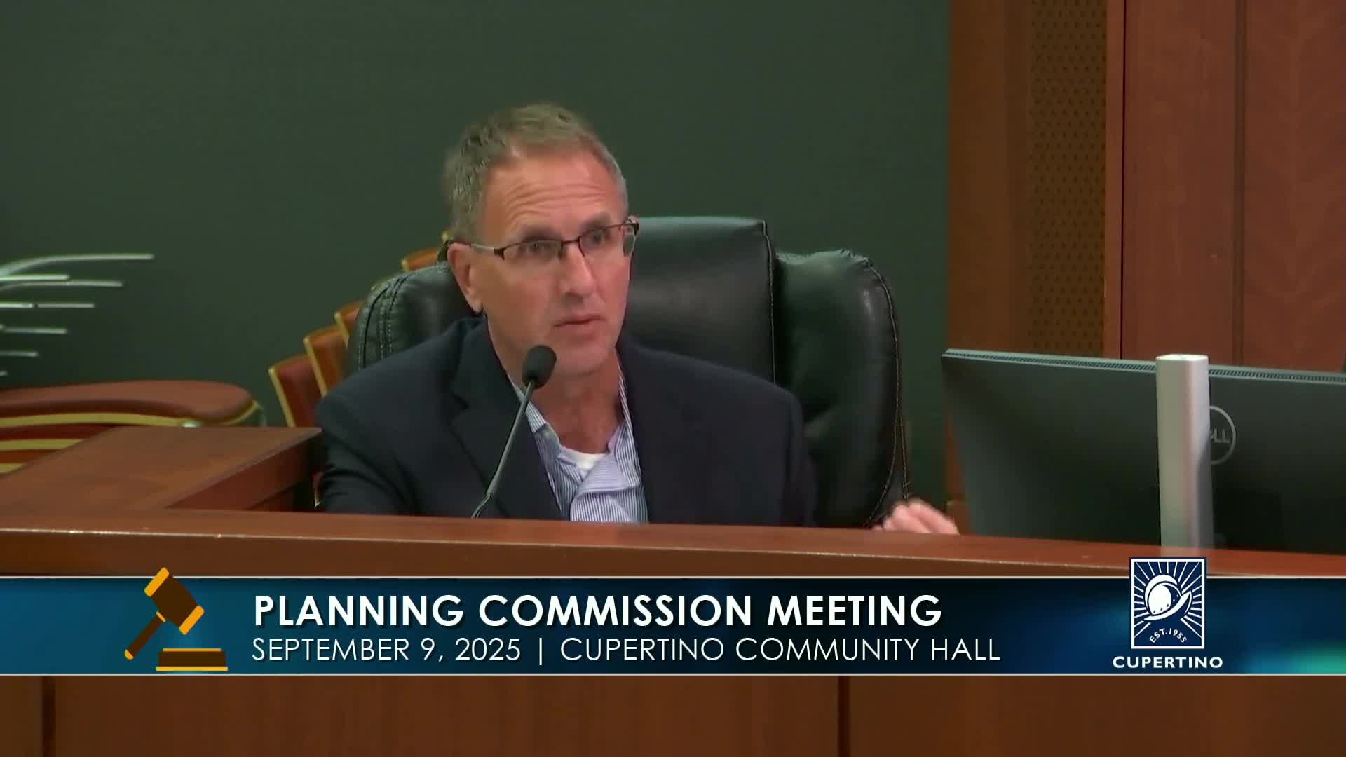 City Commissioners Debate Implementing Red Light Cameras to Enhance Pedestrian Safety