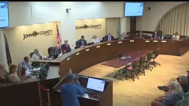 Residents press Johnson County for more shelter access as commissioners pilot cooling and warming centers