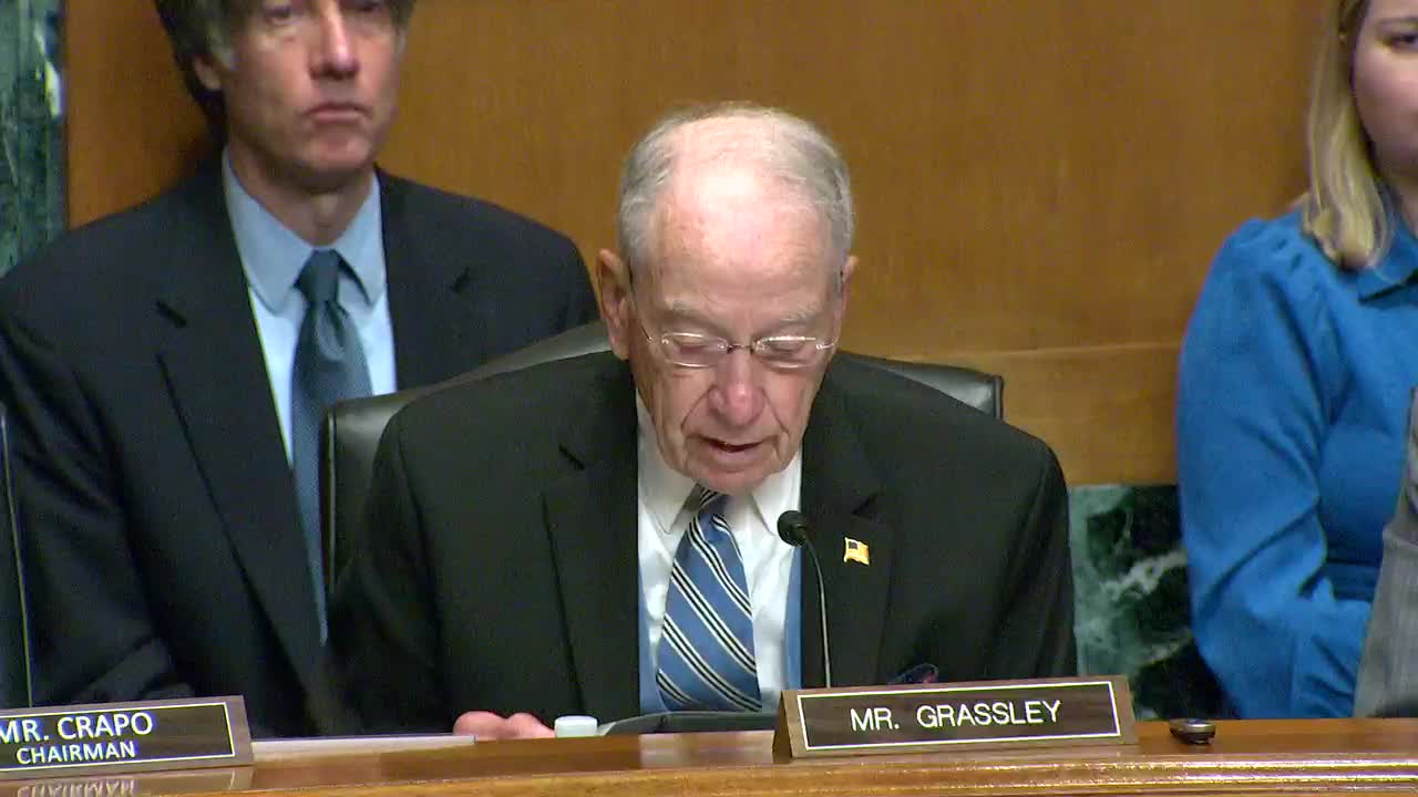 Senators Push Drug Price Transparency Bill Amid Organ Transplant Oversight Discussions