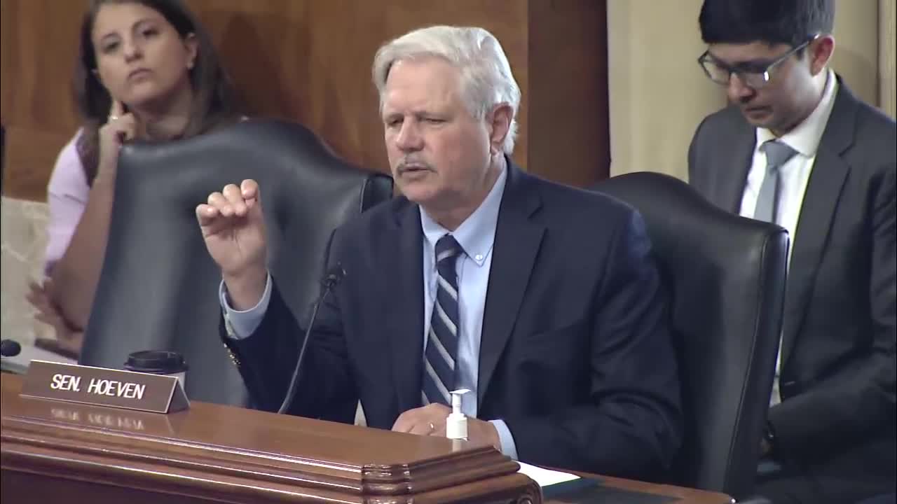 Senators Discuss Energy Mix and Transmission Rights with FERC Witnesses