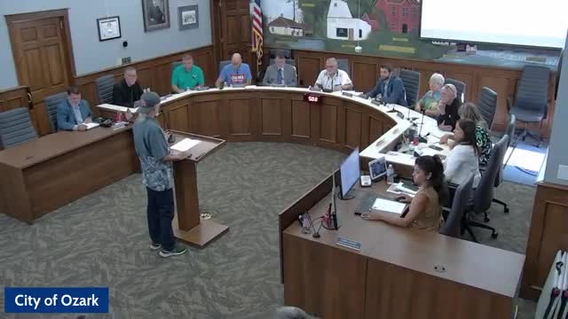 Resident raises structural concerns about Burger King slab; city staff say third‑party inspections cleared framing work