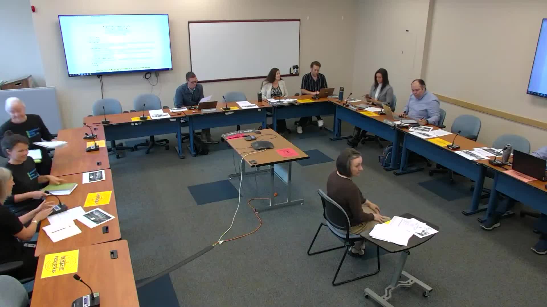 Linda’s Place and Alex Hotel transition underway; managers cite staffing stability and neighborhood talks