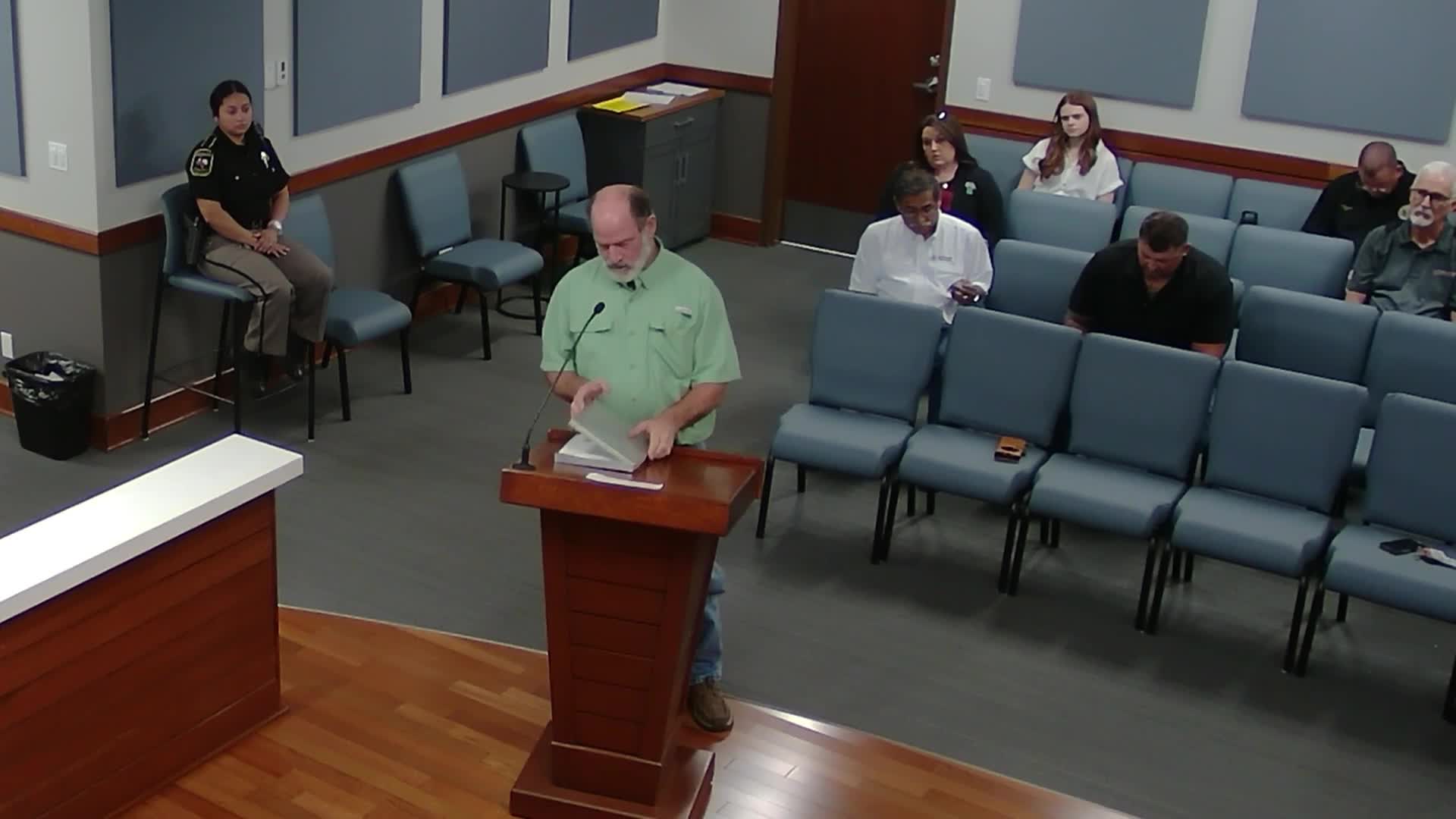 Resident urges county to develop fairgrounds, arena and RV park to capture rodeo revenue