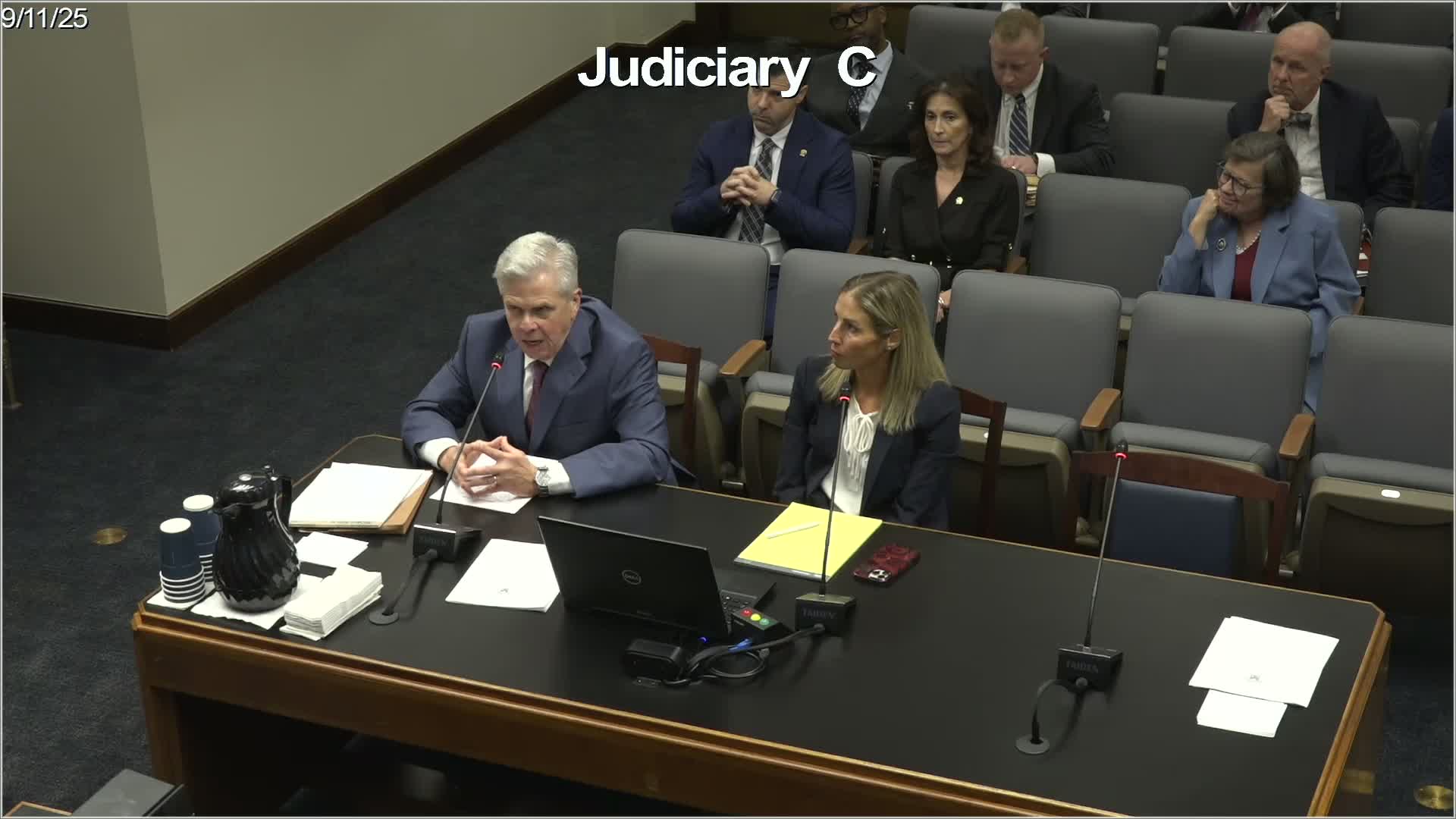Prosecutor Criticizes Judge and DA for Lack of Evidence in Criminal Cases