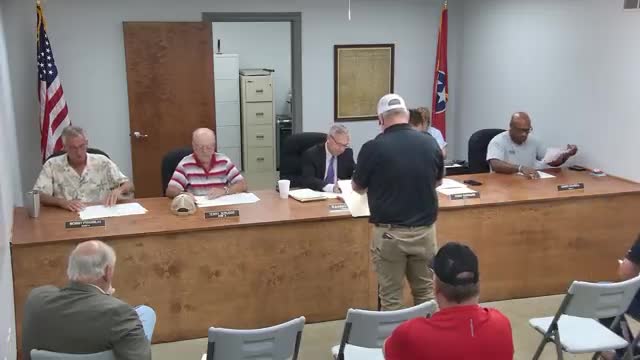 Wilson County Road Commission pauses paving near railroad crossings after operator seeks fees, insurance