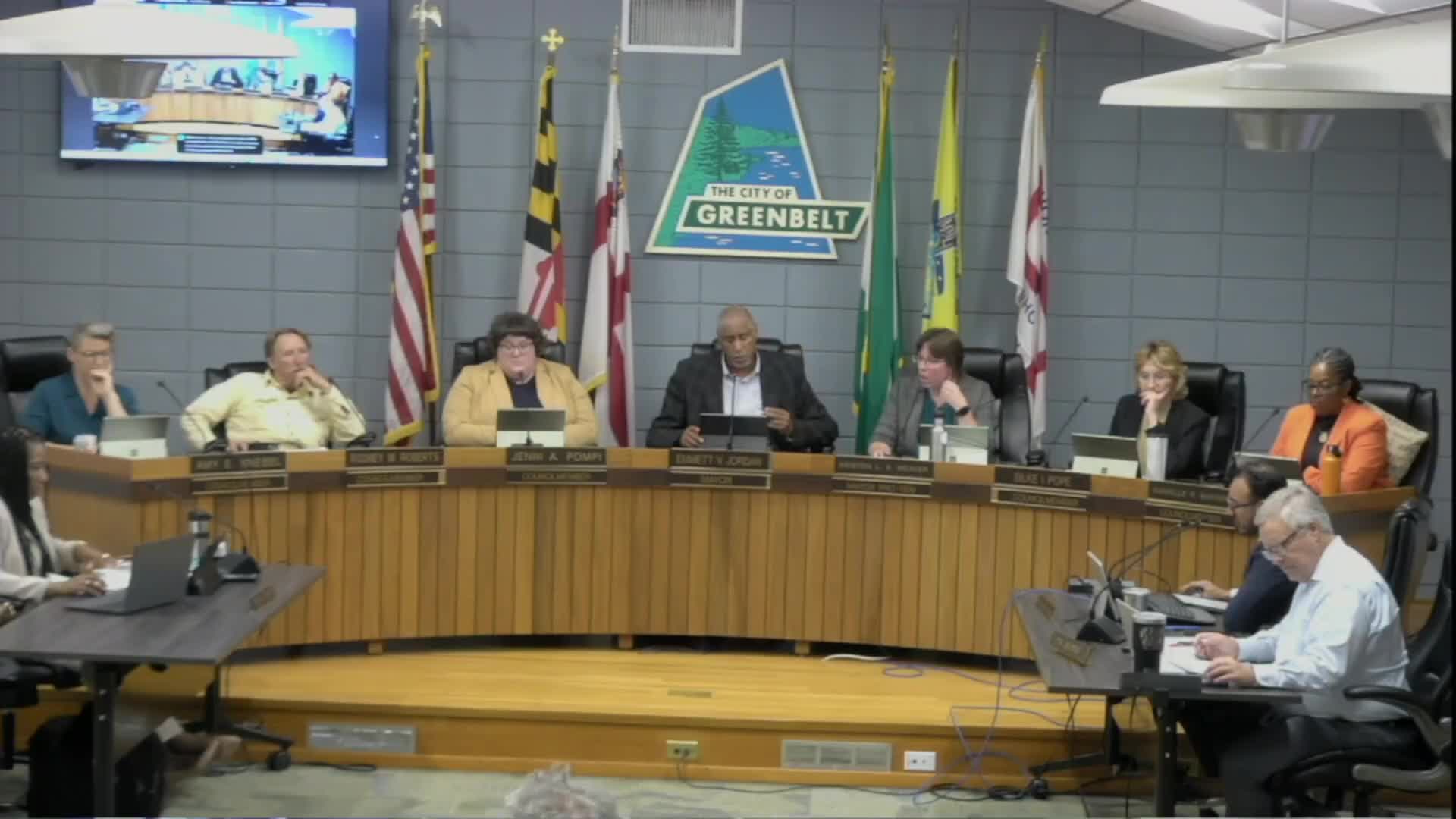 Council approves concise ranked‑choice referendum language for November ballot