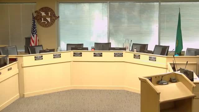 Council schedules Sept. 2 budget workshop; declines extra town-hall event after debate