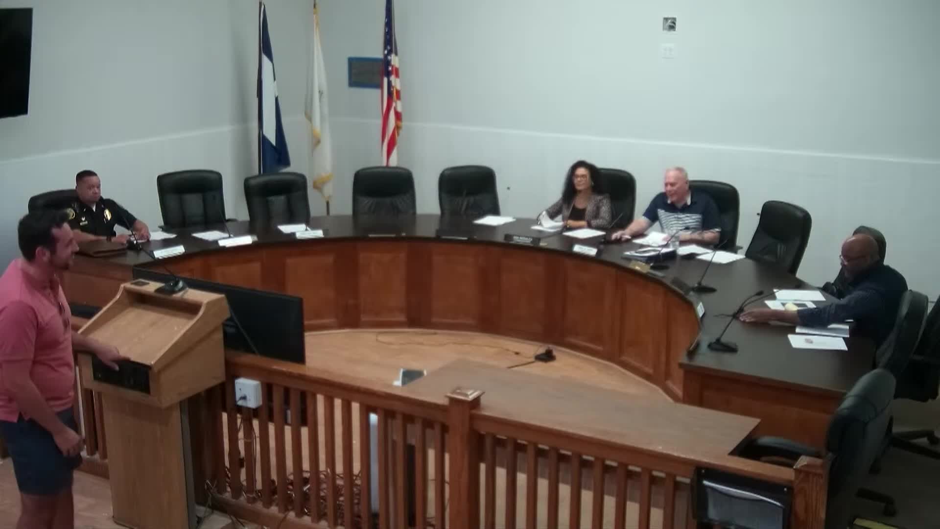 Board approves common victualler license and name change for Papi Picapollo Inc.; inspection confirmation required