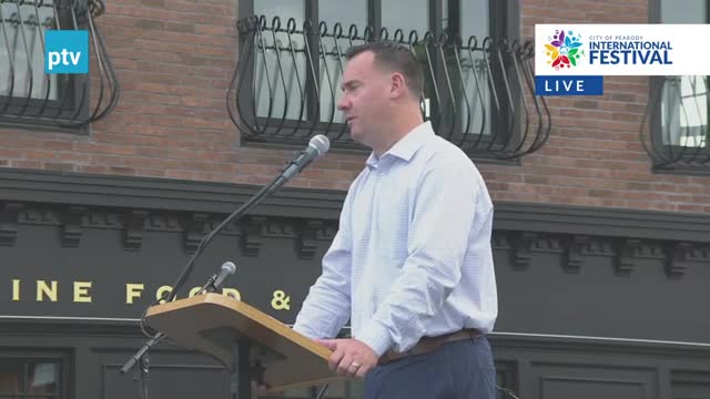 Peabody celebrates 40th International Festival; Terrigian family presents award to North Shore Bank