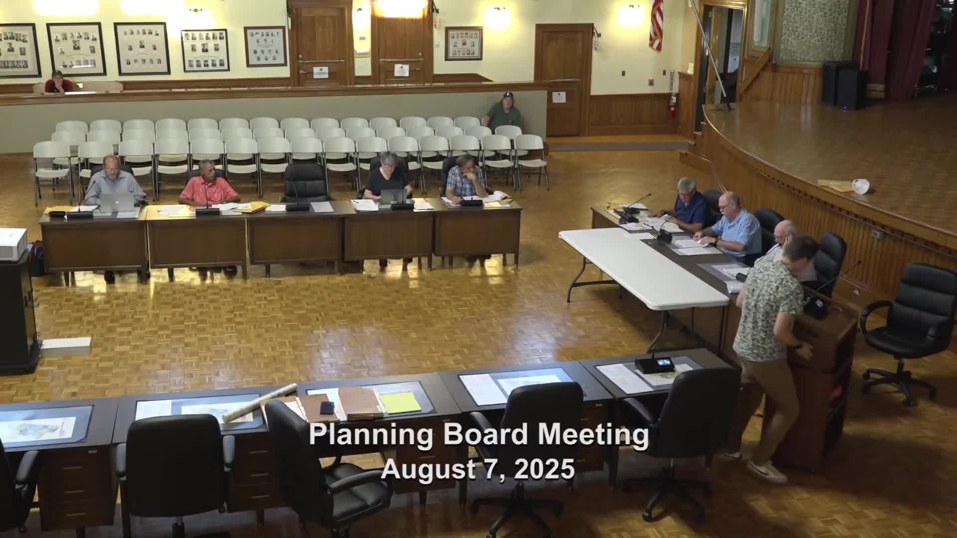 Board continues Hardy Street site plan amid sidewalk, curb‑cut and flood‑zone concerns