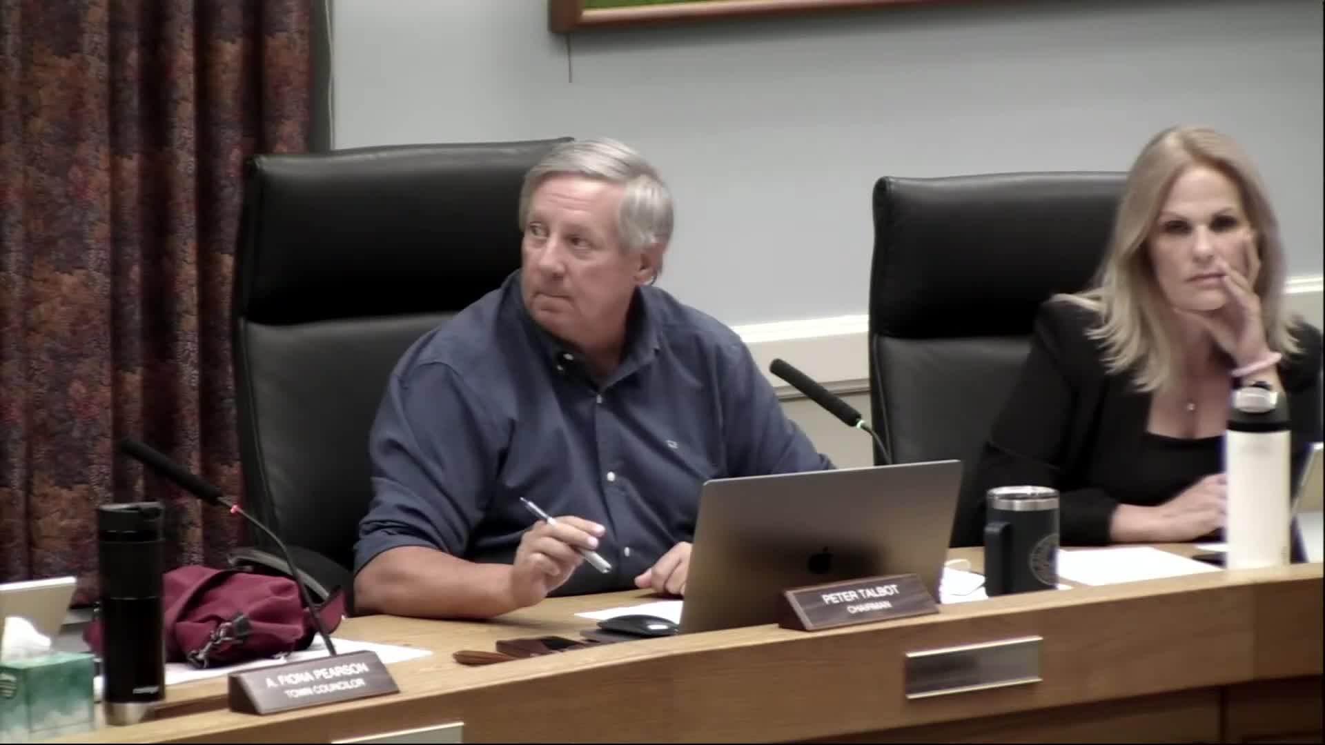 Town council approves fast‑track solar and fuel‑cell elements of energy performance contract