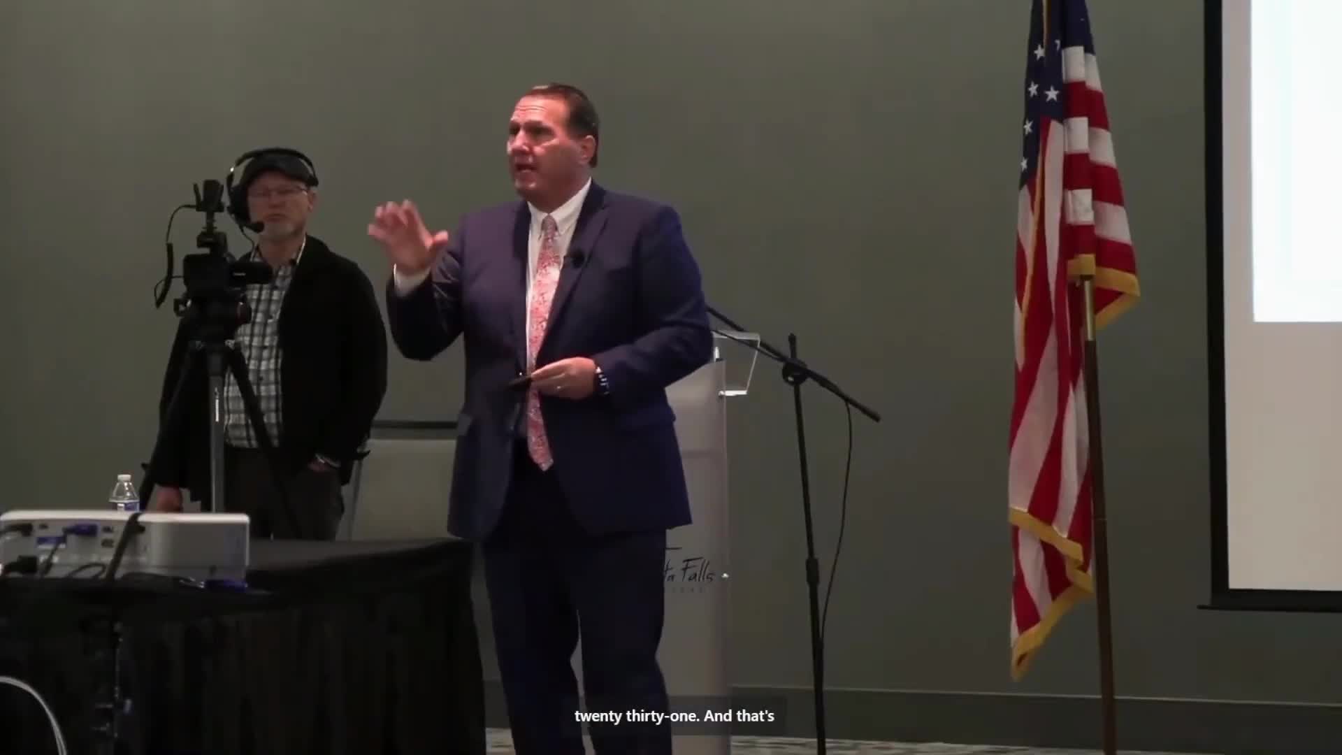 Mayor Discusses Five-Year Community Revitalization Strategy and Restaurant Support