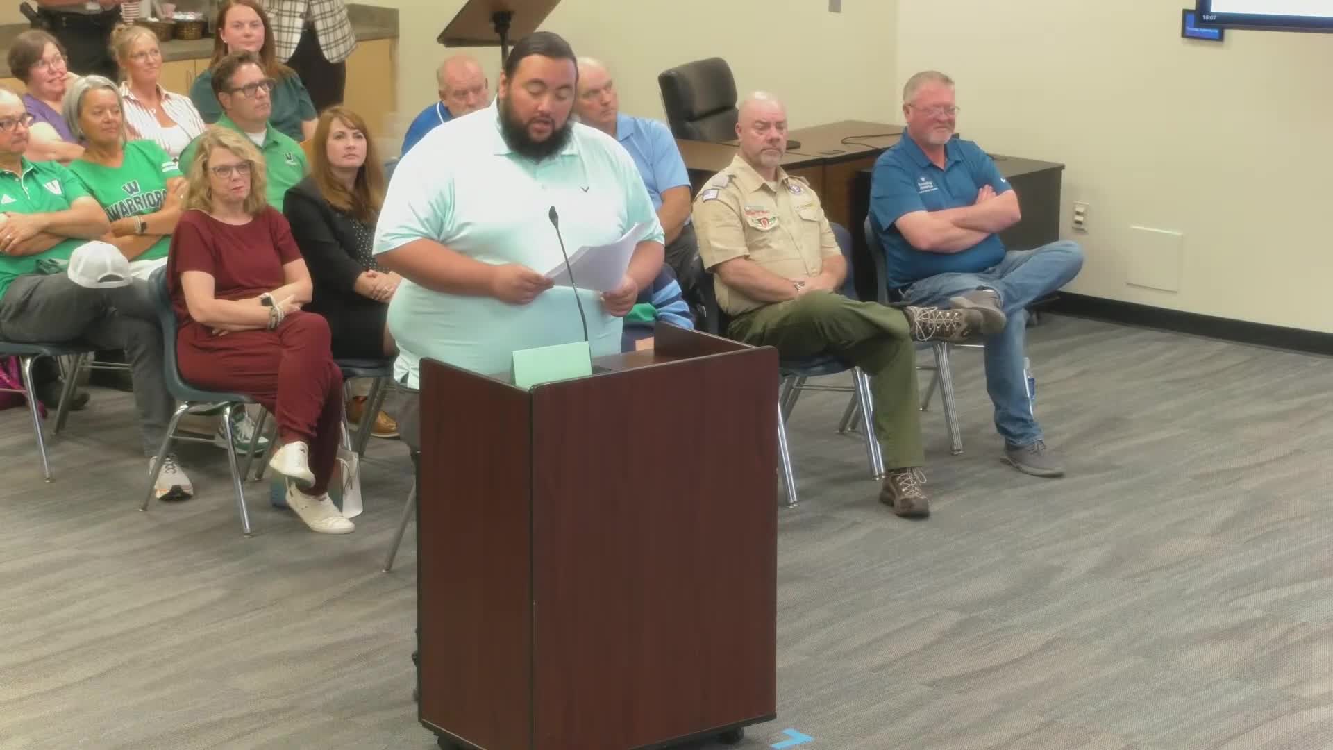 Union County parent urges board to reverse alternate‑meal policy, cites student shame and fiscal tradeoffs