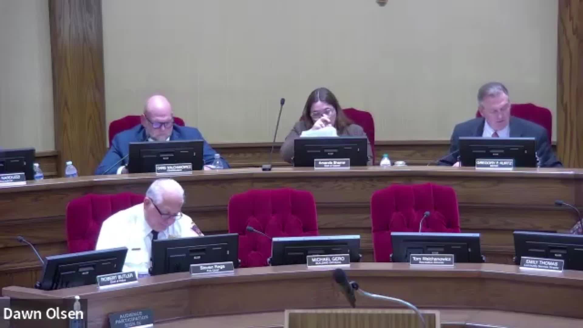 Council removes ordinance authorizing purchase of 6066 Brecksville Road from agenda after owner objects