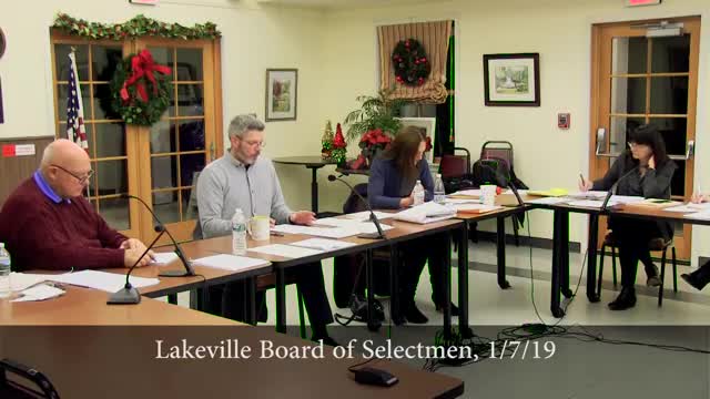 Selectmen discuss drainage behind new police station and construction progress