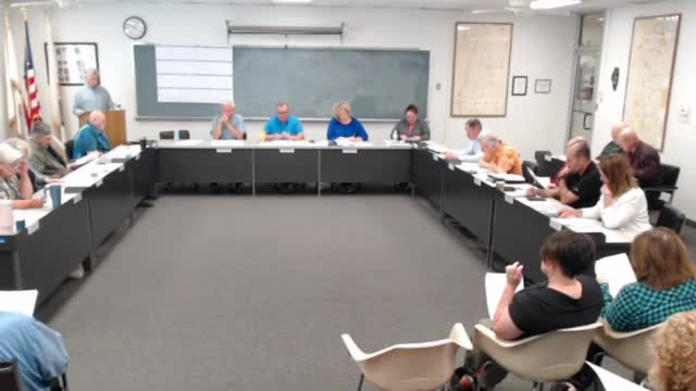 Board committee sends solar project back to advisors after concerns about pre‑drilling and water handling