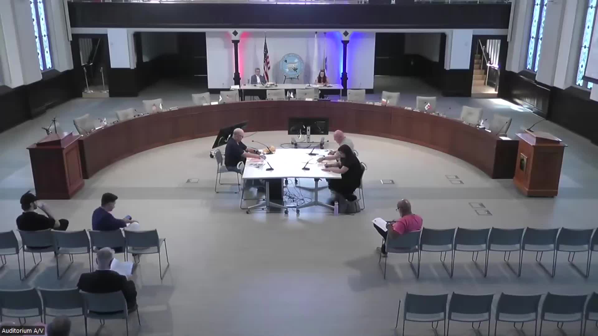 Committee approves 'Do Not Block the Box' at Wilson Avenue and Chester Street