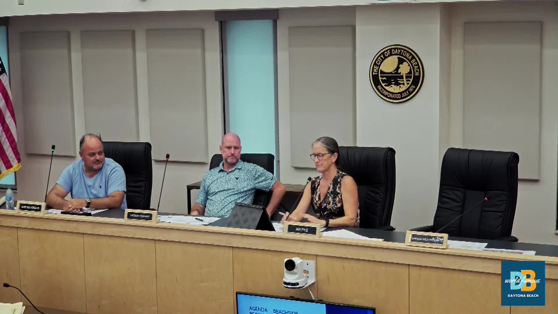 Board discusses murals, arch lighting and kiosks; kiosks on hold pending Main Street streetscape design