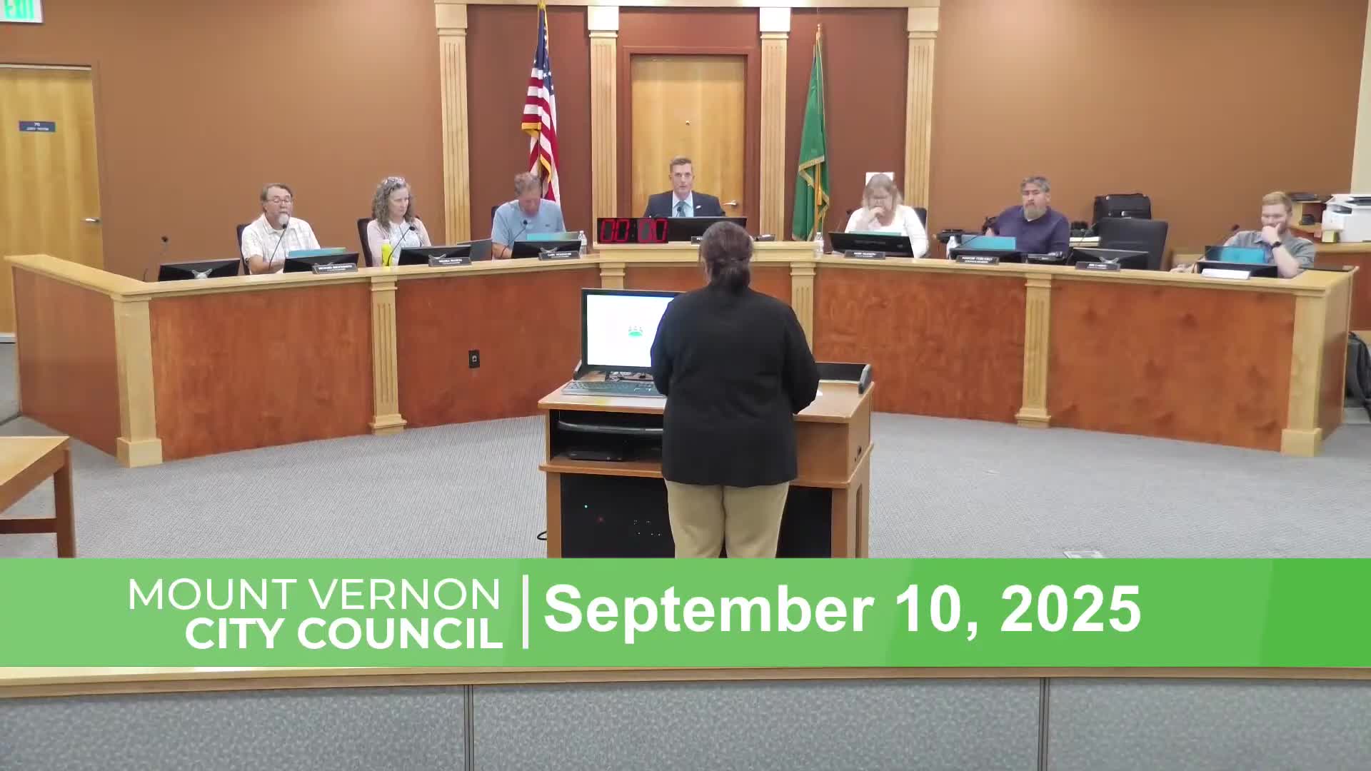 Council reinitiates interim ordinance on off-street parking; public hearing to follow