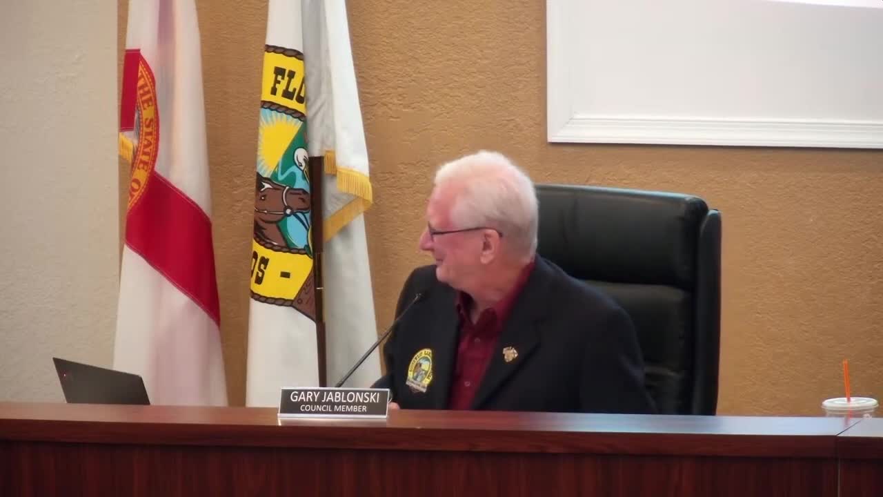 Southwest Ranches Council Approves Campaign Sign Ordinance and Discusses Road Improvements