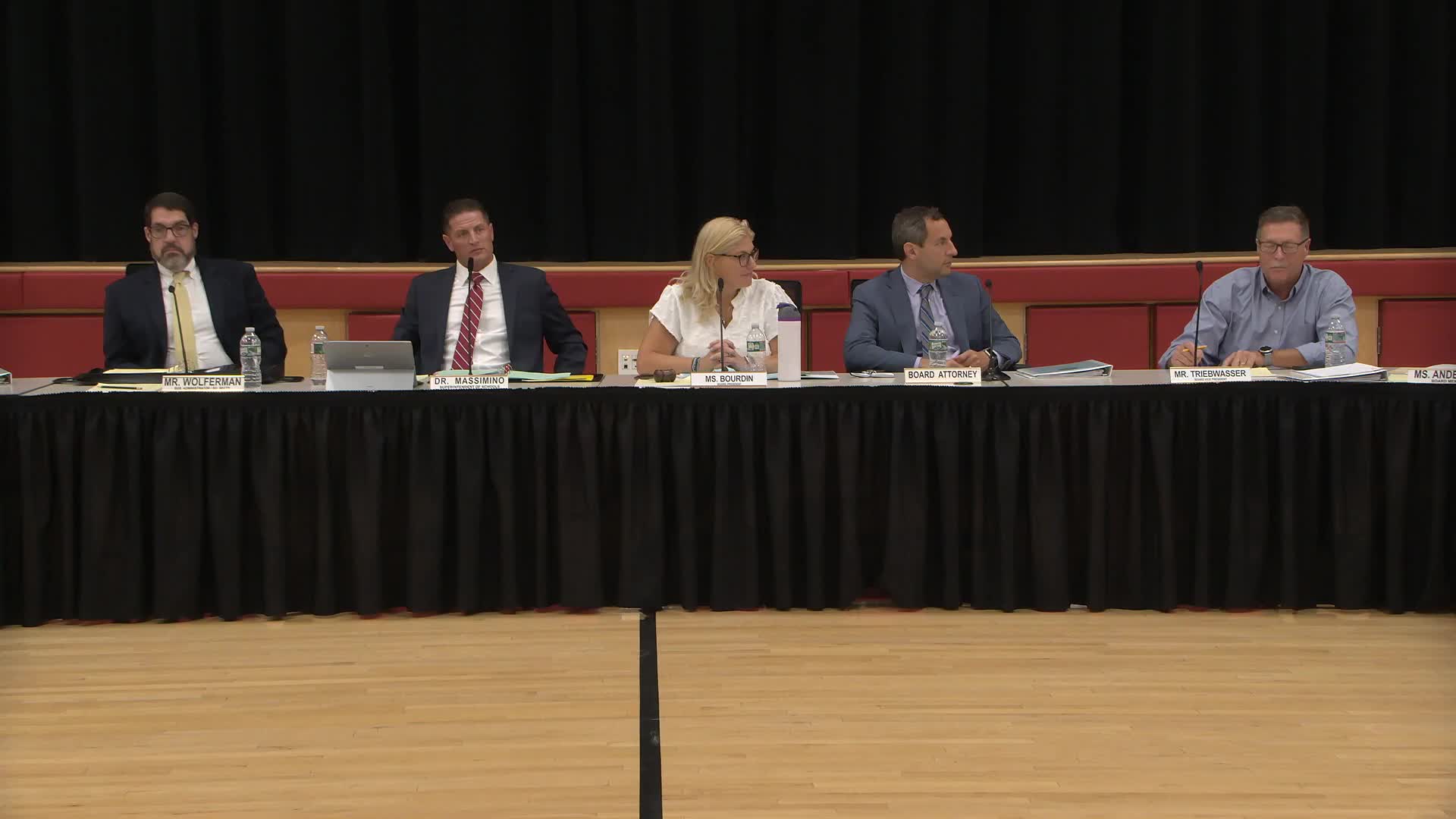 Learning Circle nonprofit asks Woodbridge schools to partner on peer tutoring for middle school math