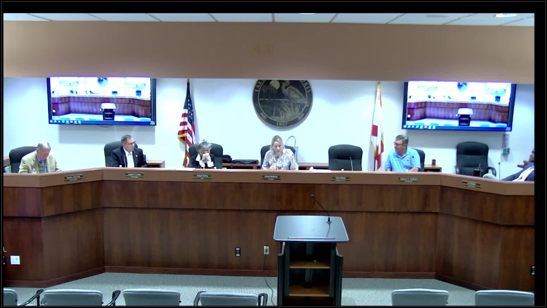 Council moves to study removing stop sign at Pine Tree and Venetian after traffic-study remarks