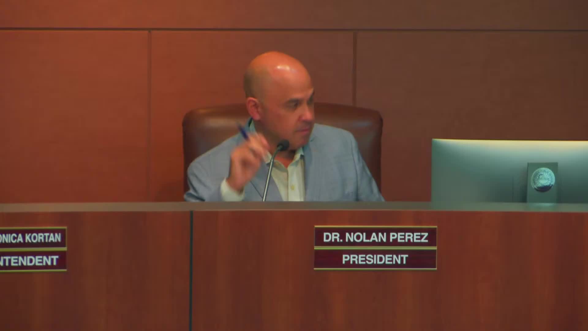 HCISD board committee clears revision to phone-use policy to comply with Texas House Bill 1481