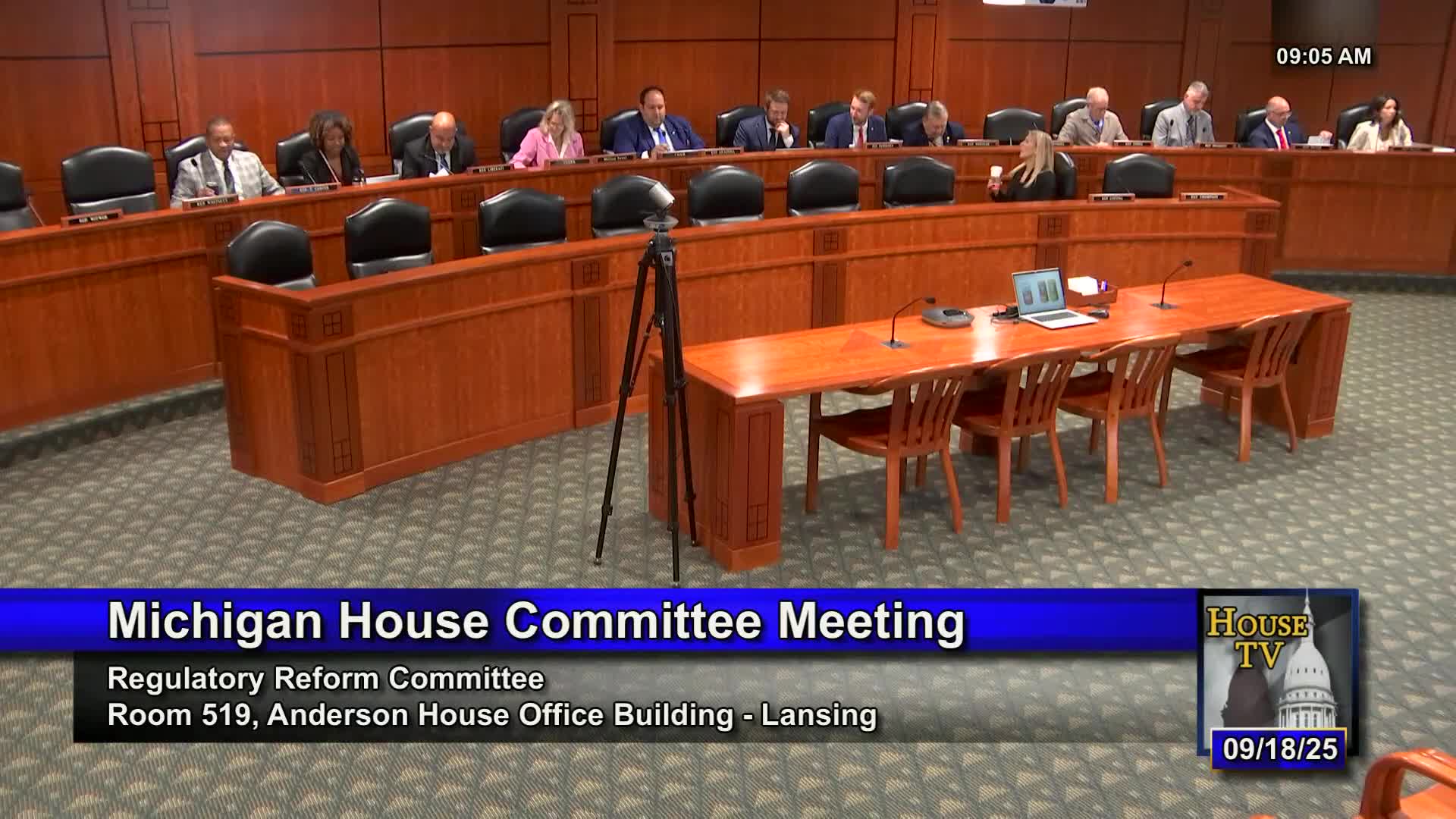 House Committee Advances Bills for Dog-Friendly Wineries and Hemp Beverage Regulation
