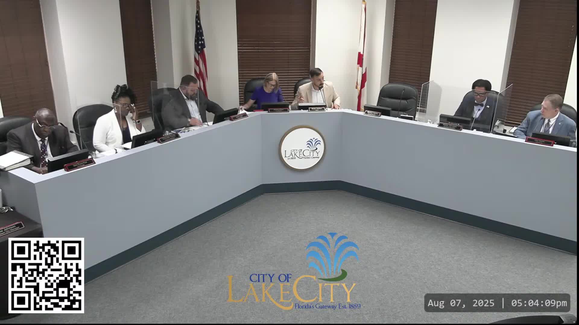 Lake City council approves resolution to return Woman's Club property to Club; approves payment to maintain utilities