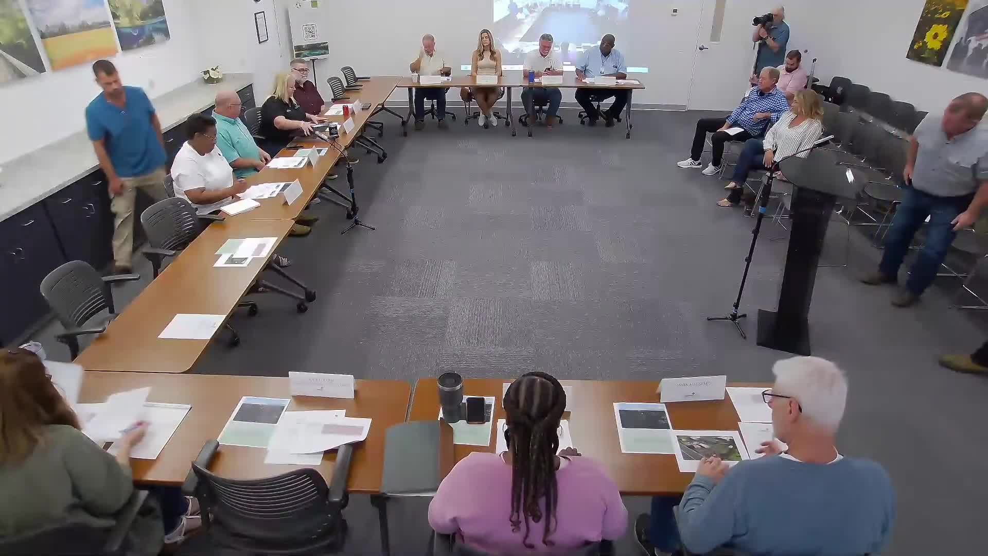 Advisory board backs three-year tax rebate, pledges county match for lift station to spur Highway 47 development